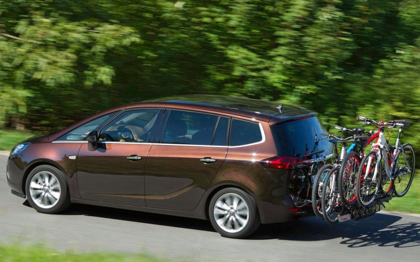 Опель Зафира Турер