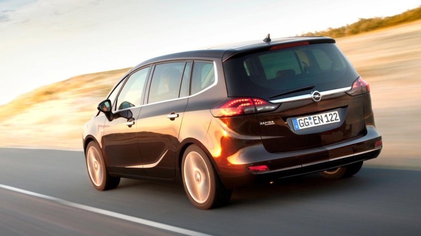 Opel Zafira Tourer 2012