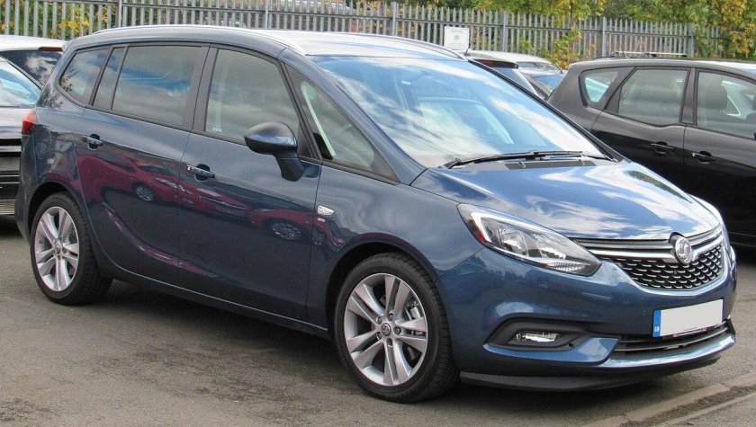 Opel Zafira Tourer 2016
