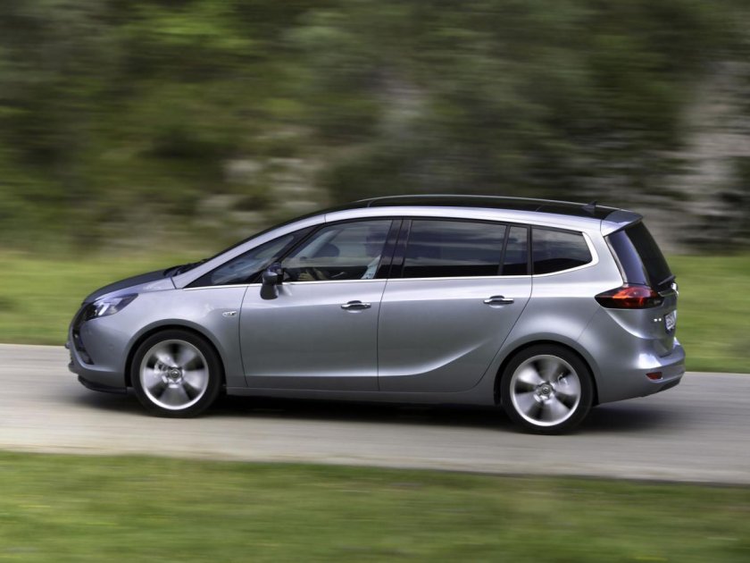 Opel Zafira c Tourer
