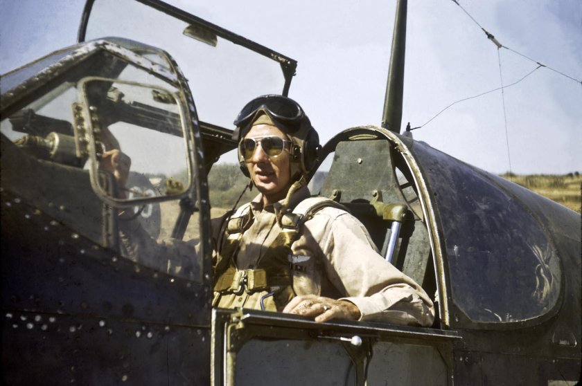 Военный летчик