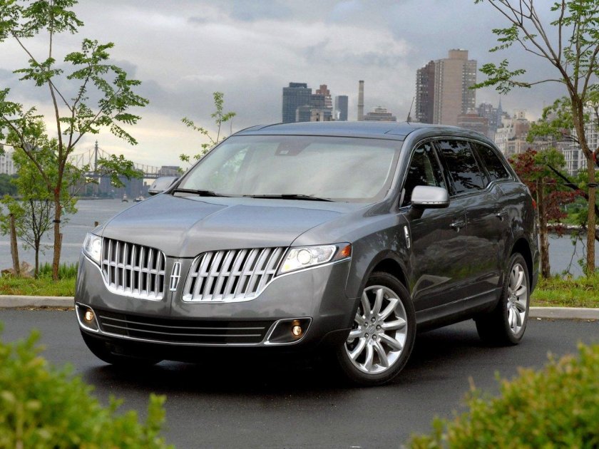 Lincoln MKT 2009