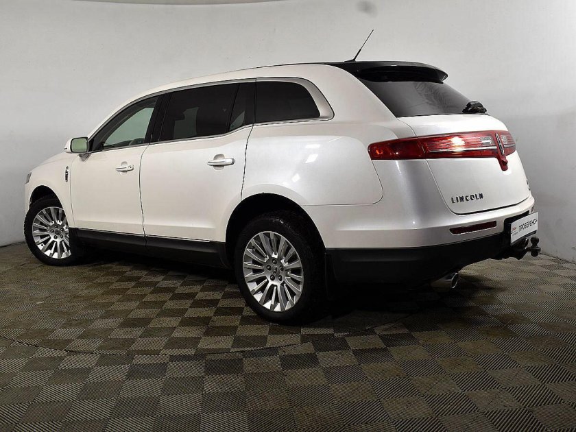 Lincoln MKT 2010