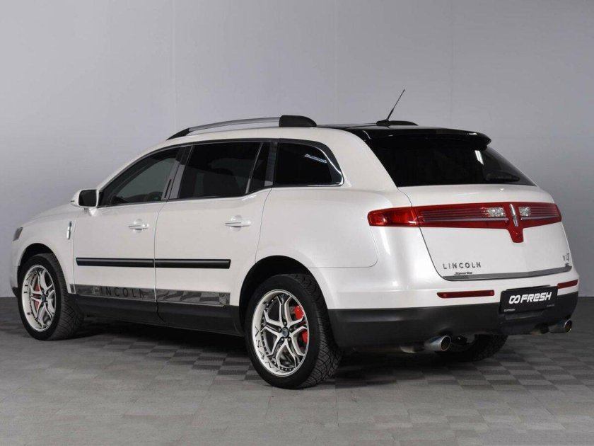 Lincoln MKT 2010