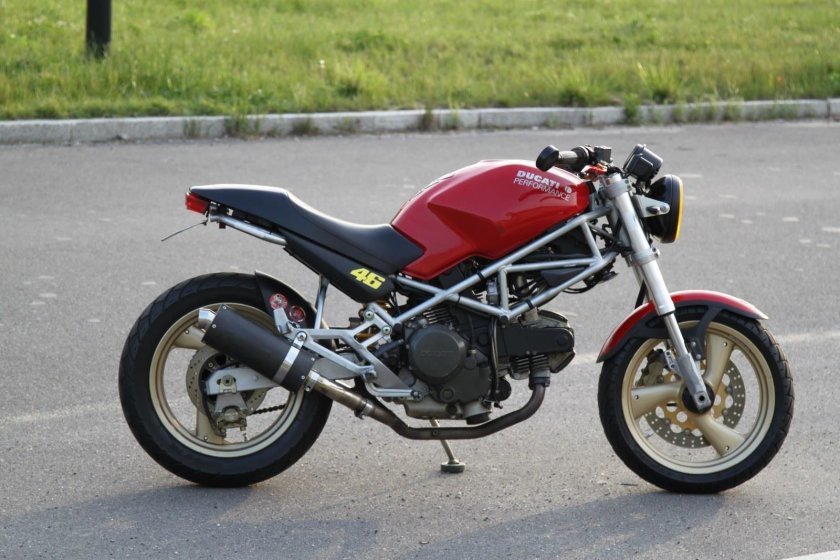 Ducati Monster 600