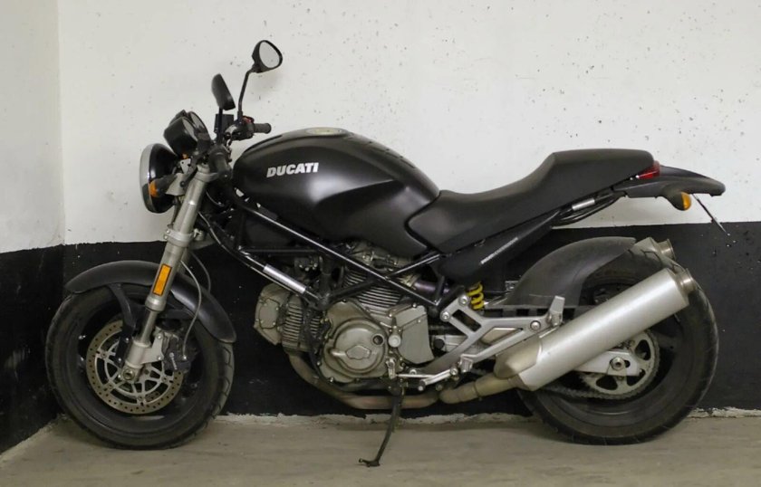 Ducati Monster 620