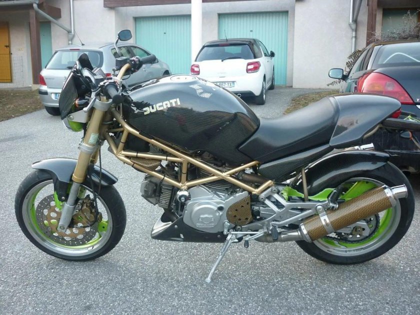 Ducati Monster 600