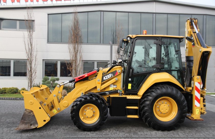 Экскаватор-погрузчик Caterpillar 428