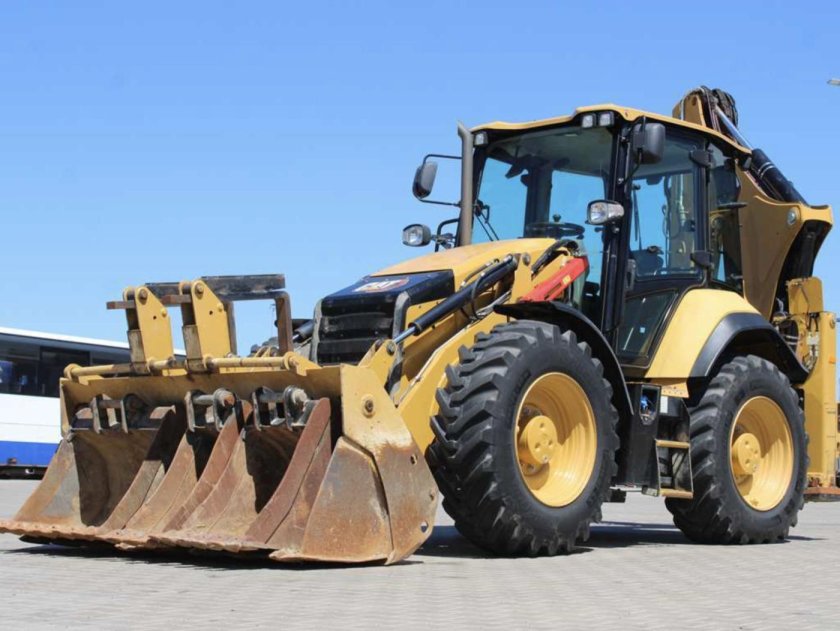 Экскаватор-погрузчик caterpillar 444