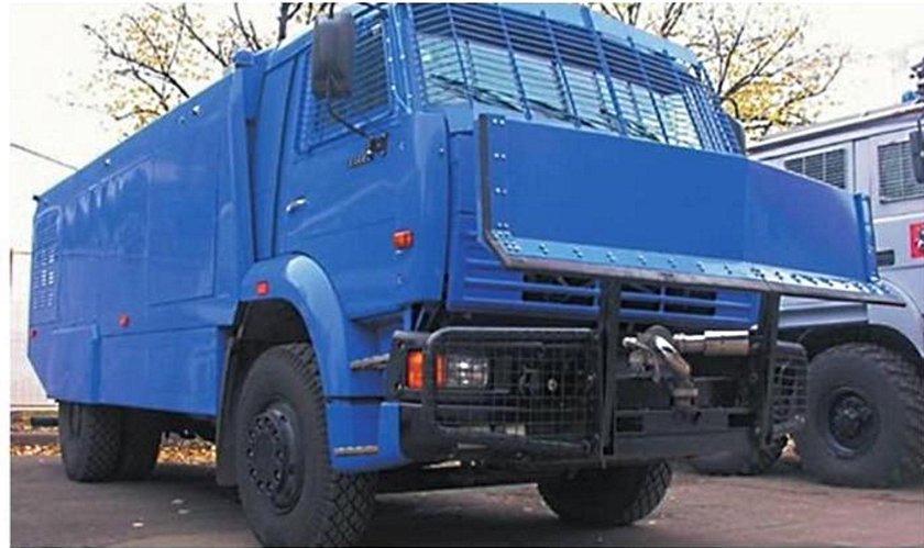 КАМАЗ водомет шторм