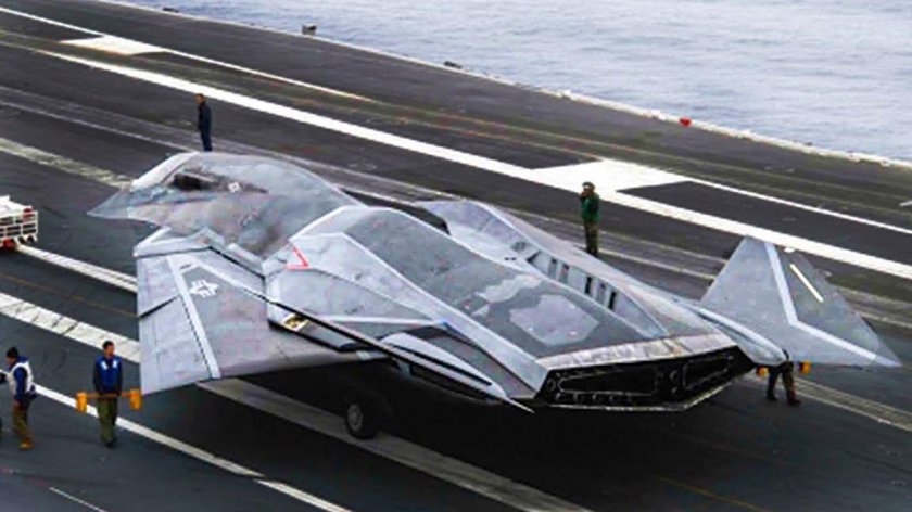 B 2 spirit стелс бомбардировщик