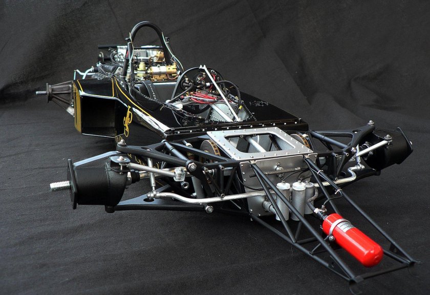 Шасси болида наскар