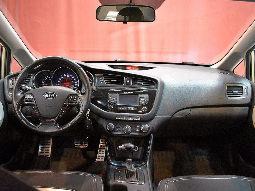 Kia Ceed 2 поколение