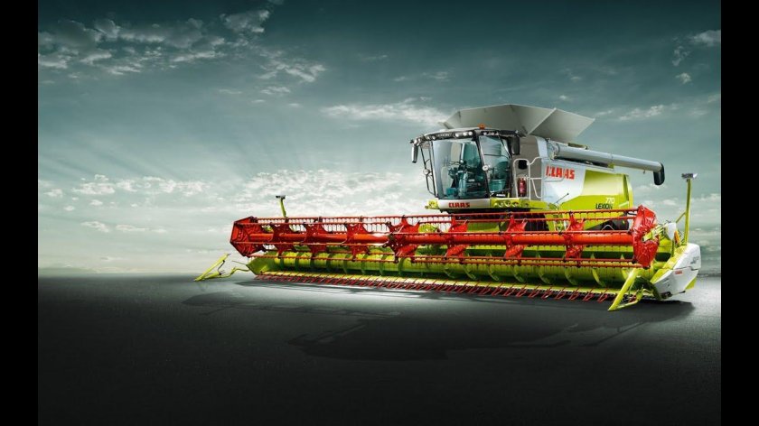 Комбайн Лексион 770