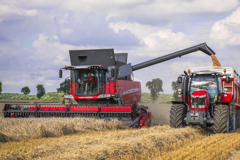 Massey Ferguson комбайн