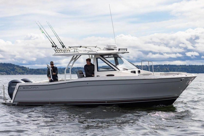 Моторный катер