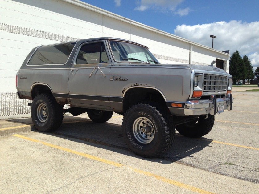 Dodge Ramcharger 1983