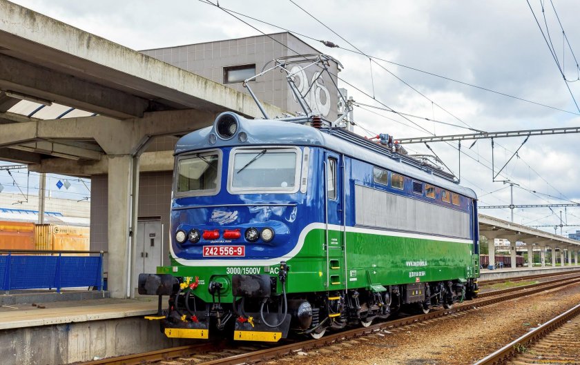 Шкода-Пльзень электровозы