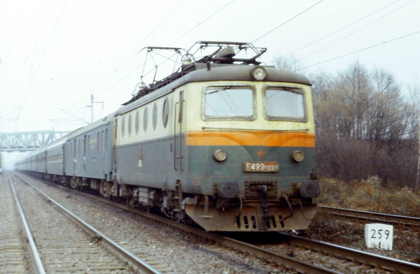 Поезда мира