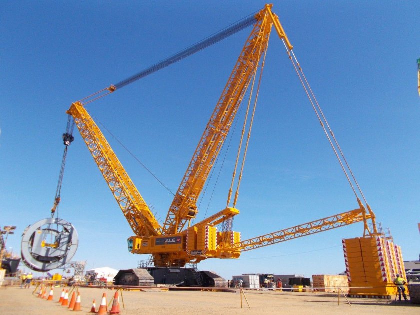 Кран Liebherr lr11350