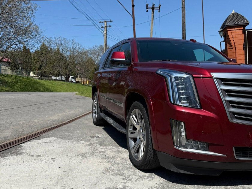 Cadillac escalade iv