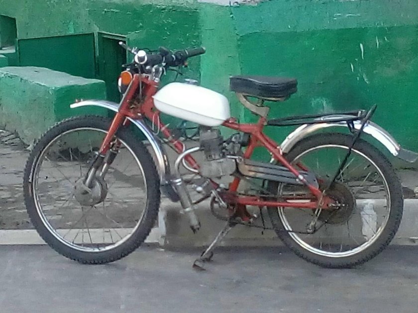 Советский мопед Рига 13