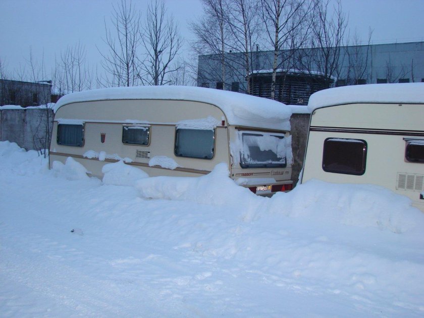 Дом на колесах зимой