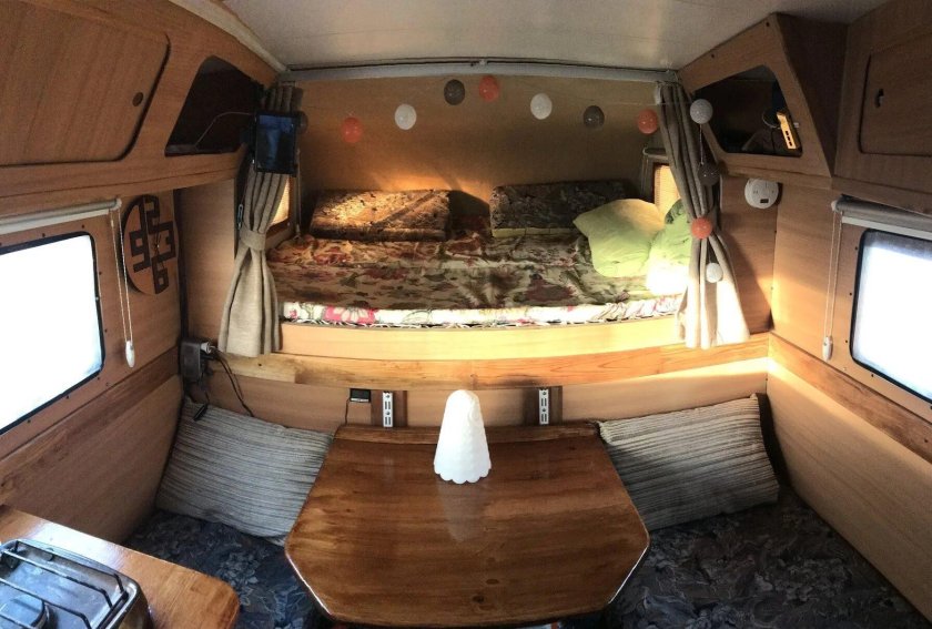 Автодом с альковом