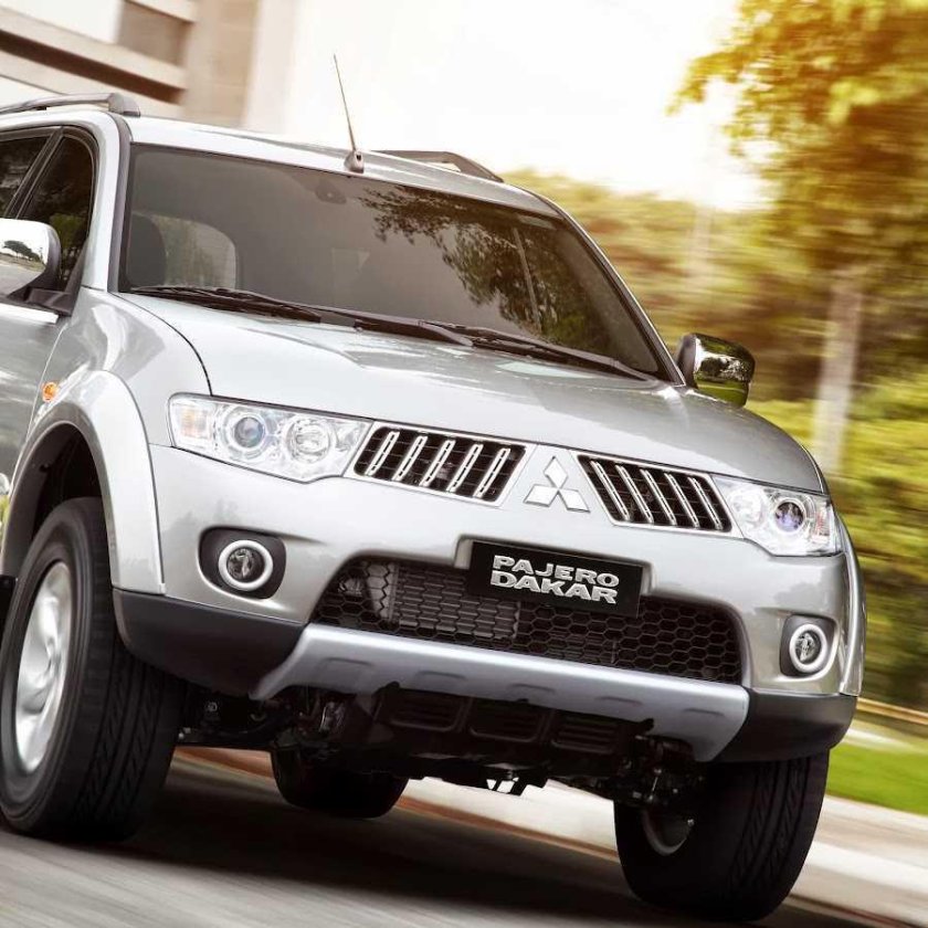 Внедорожник Митсубиси Паджеро