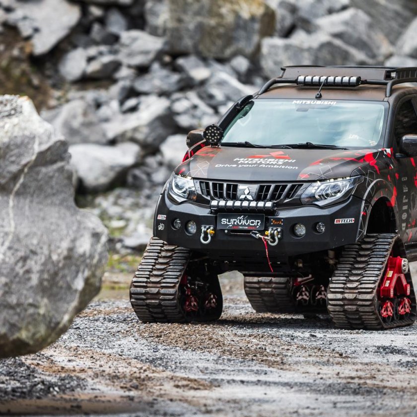 Mitsubishi l200 внедорожник