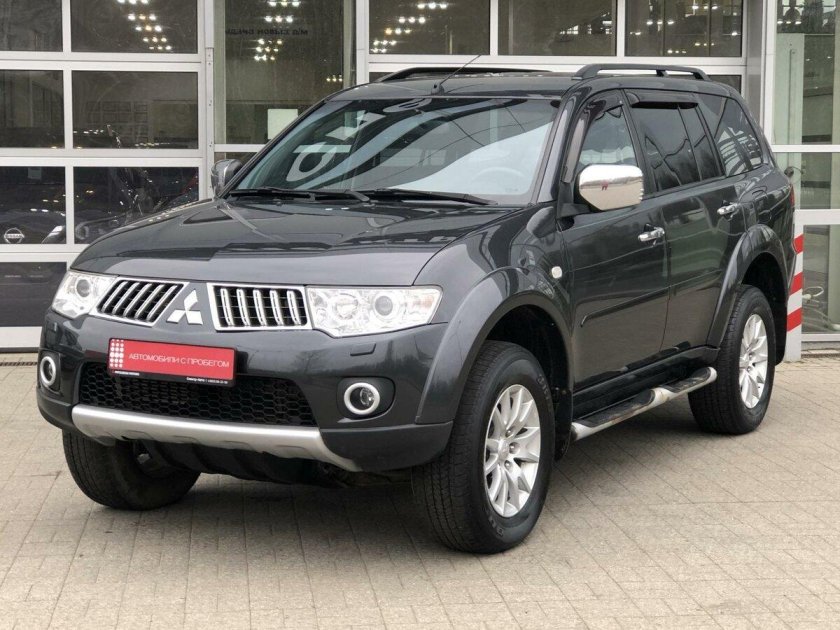 Митсубиси Паджеро спорт