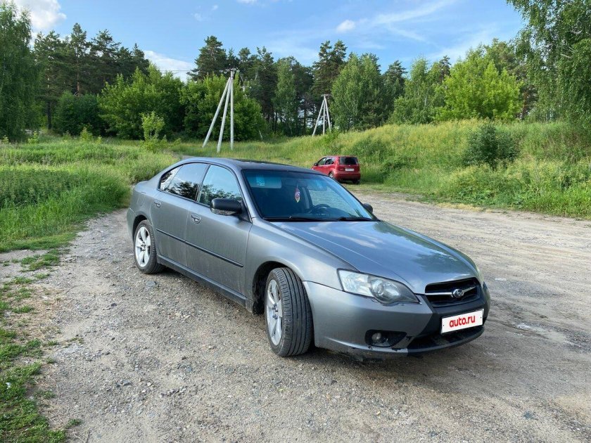 Субару легаси 2005