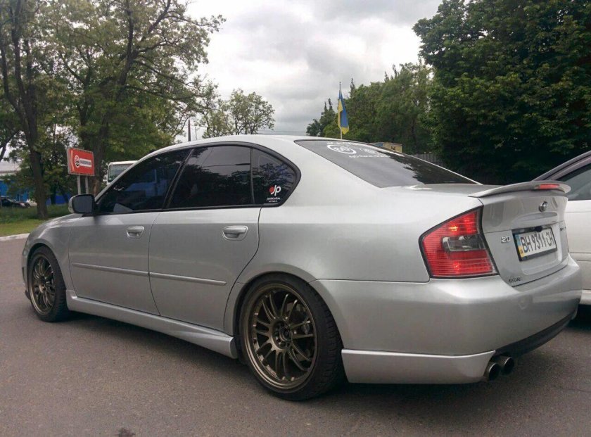 Subaru Legacy bl5 2004