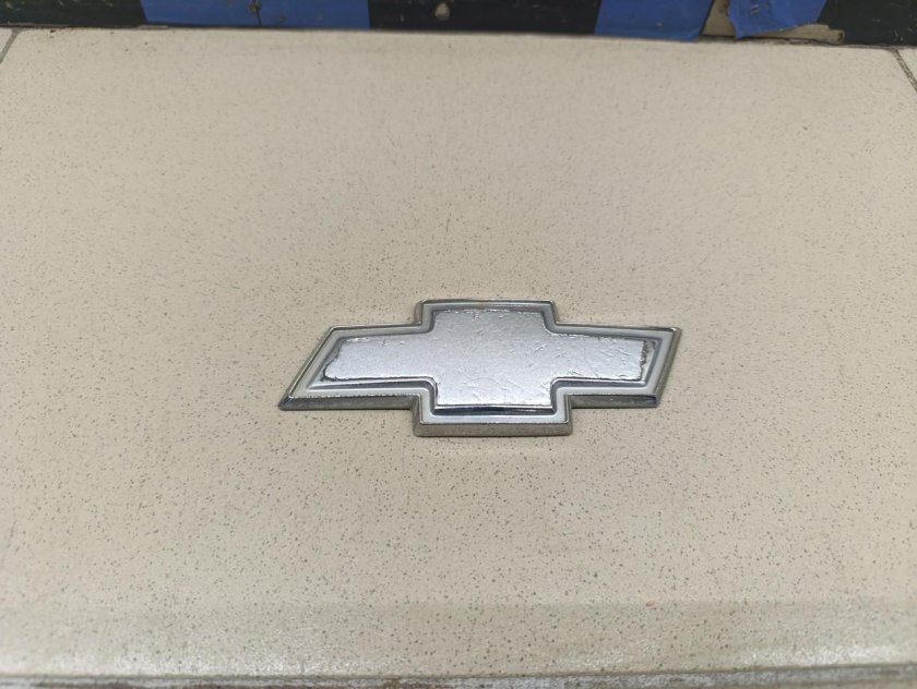 Эмблема chevrolet