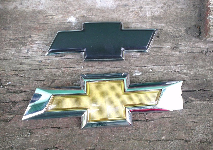 Значок Шевроле Лачетти на решетку радиатора