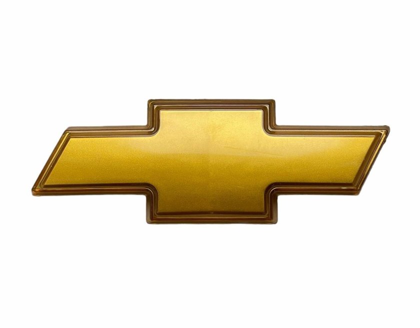 Логотип на Шевроле Тахо 900