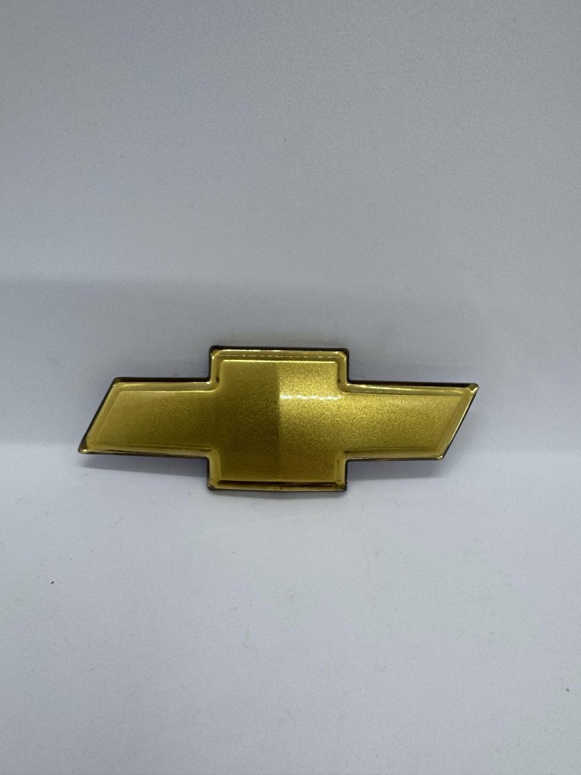 Эмблема шевроле