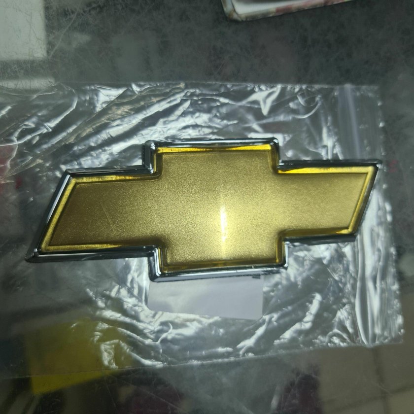 Задняя эмблема шевроле авео т250