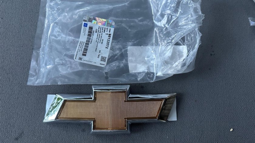 Эмблема передняя chevrolet