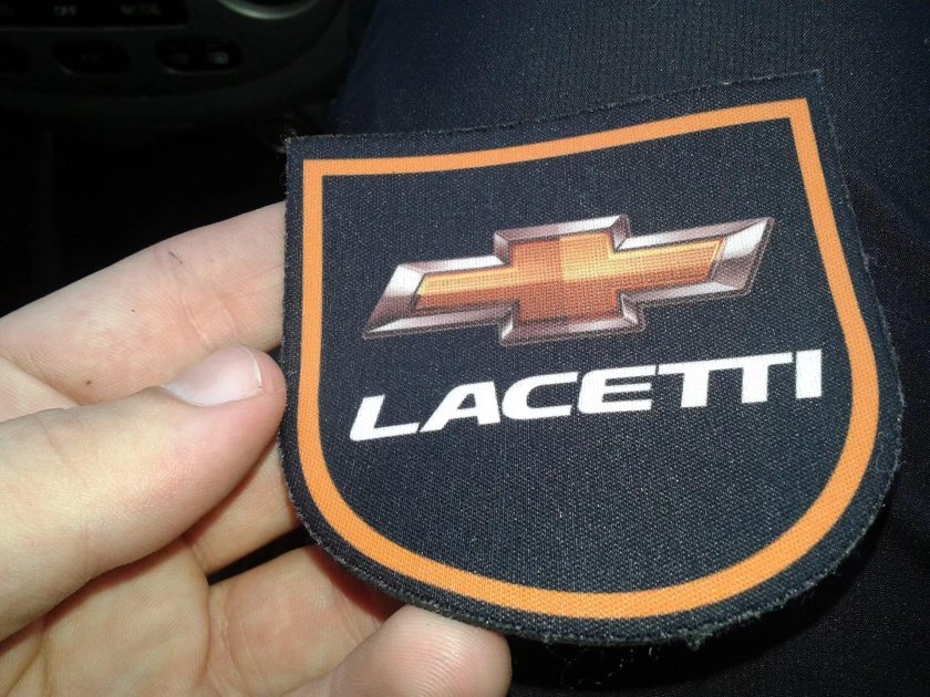 Эмблема Шевроле Лачетти