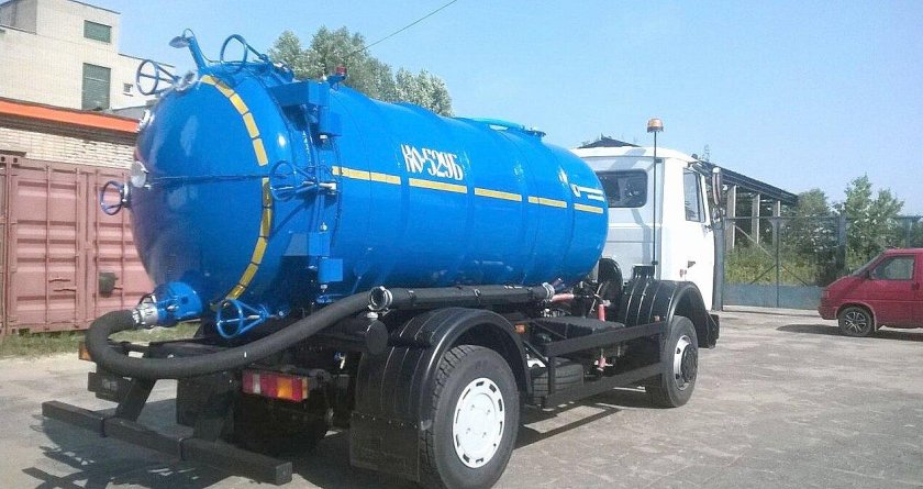 МАЗ вакуумная машина ко 529