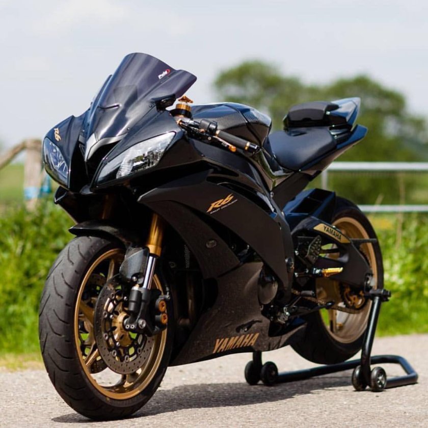 Yamaha YZF-r6 мотоцикл