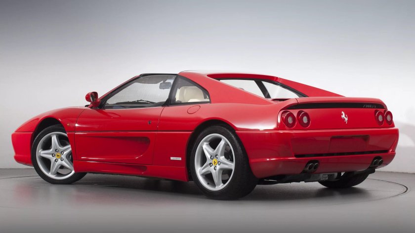 Феррари f355