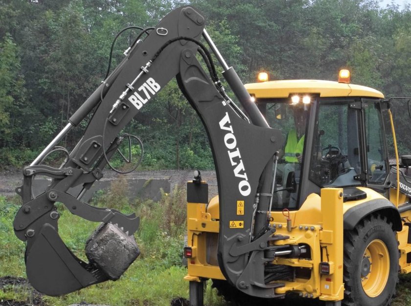 Volvo bl71b