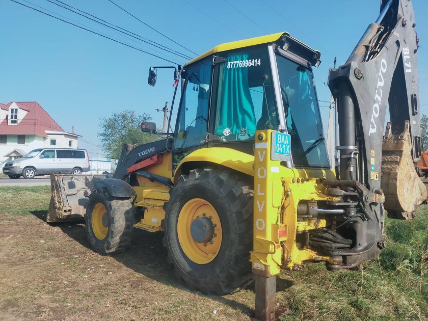 Экскаватор-погрузчик volvo bl71