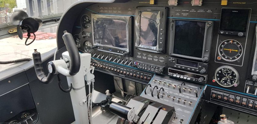 Самолет Легенда 570