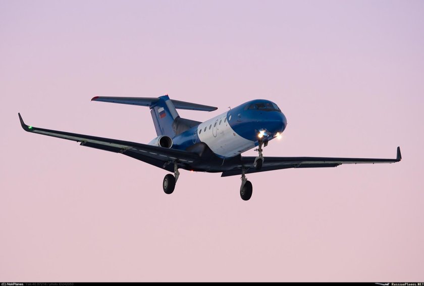 СИБНИА як-40 с композитным крылом