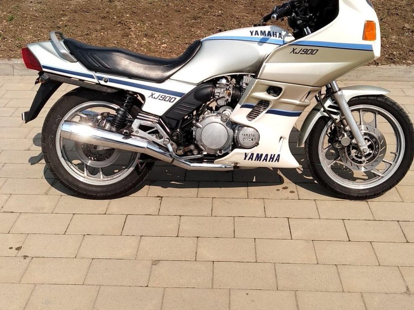 Yamaha XJ 900 diversion