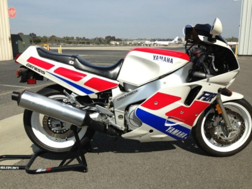 Yamaha FZR 1989