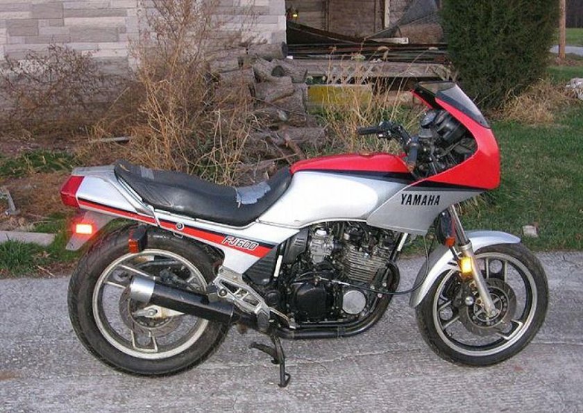 Yamaha FJ 600